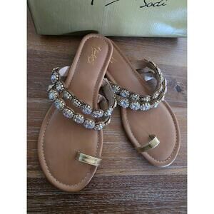 NWT Thalia Sodi Sandals Womens Size 7.5M Gold Flat Beaded Thong Rhinestone Chic